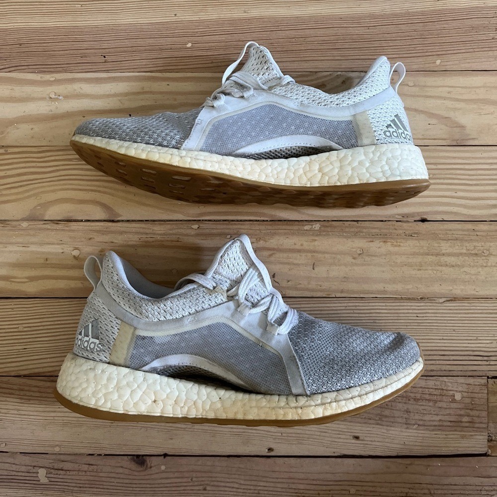 Women's adidas running shoes cozy‎ knit boost shoes size 6.5 athletic casual
